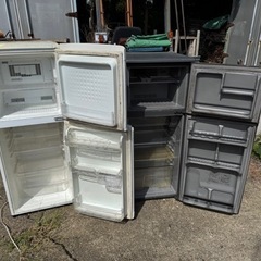 あげます！2ドア冷蔵庫２台　今日まで使ってました！　の画像