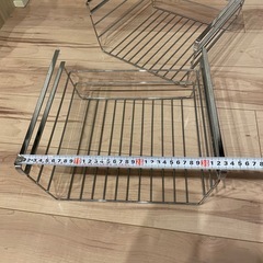 戸棚下バスケットの画像