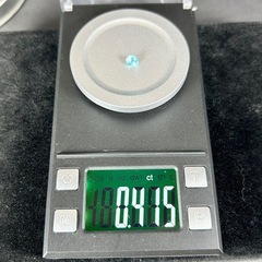 お値段交渉承り中‼️天然石 アパタイト ペアシェイプ　0.41ct ルースの画像