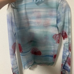 POPPYシアートップスの画像