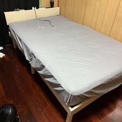 セミダブルベッドの画像