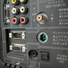 SHARP 液晶テレビ 32型 LC-32E7 2010年製 動作品 モニターの画像