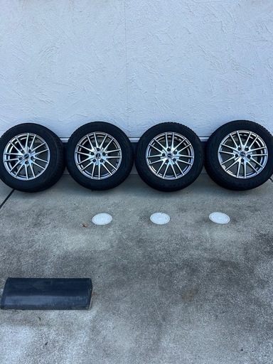 スタッドレスタイヤ　ブリヂストン　VRX2 16インチタイヤホイールセッ