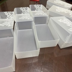 プラスチックシューズケース6個の画像