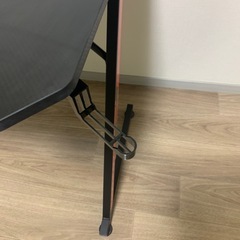 【早い者勝ち】ゲーミングデスク おまけ付きの画像