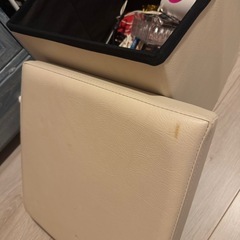 スツール収納の画像