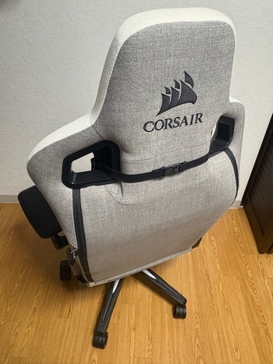  取引者様確定　
CORSAIR ゲーミングチェア