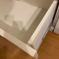 ただ今お話し中です。タンス です。 の画像