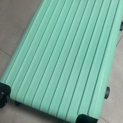 キャリーケースの画像