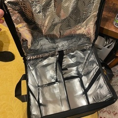 配達カバン　保冷カバンの画像