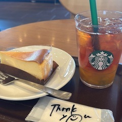 カフェに行く友達