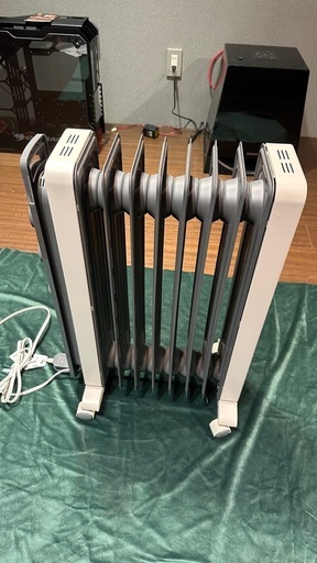デロンギ ヴェルディカルド　オイルヒーター
