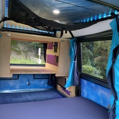 キャンピングカー　軽バン　4人乗り可能　内装新品　販売用で作ってますの画像