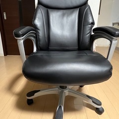 ニトリ　オフィスチェア　デスクチェア　椅子の画像