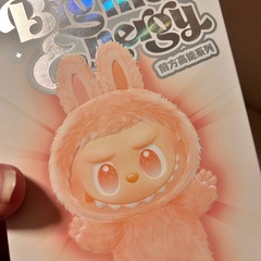 ラブブ　labubu エナジーの画像
