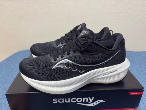 サッカニー トライアンフ21 ランニングシューズ(size: 26cm)