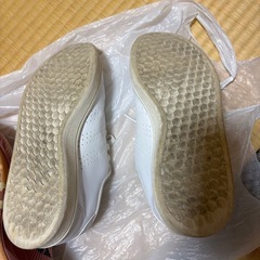 スポーツシューズとスニーカーの画像