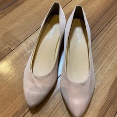 ほぼ新品のREGALパンプスとその他靴の画像