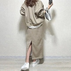 セットアップスカート　秋コーデの画像