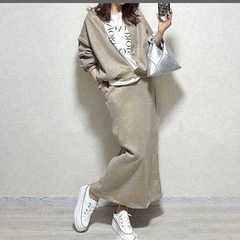 セットアップスカート　秋コーデの画像
