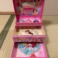 ディズニープリンセス　ジュエリーボックス　
美品の画像