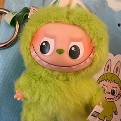 イニシャル　ラブブ　Vの画像