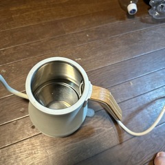 お洒落な電気ケトルの画像