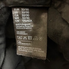 ユニクロ　
genesの画像