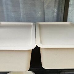 美品✨フタ付きプラスチック収納ケース！の画像