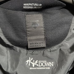 【DESCENTE】ALLTERRAIN DAMMGK32U 水沢ダウン SHUTTLE シャトルダウンジャケットの画像