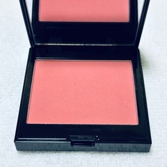 【美品】ローラメルシエ　ブラッシュ カラー インフュージョン　02 ローズ　の画像