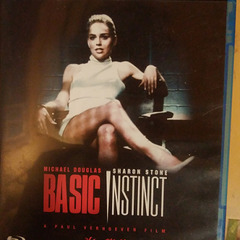 氷の微笑　BASIC INSTINCT【Blu-ray】BASIC INSTINCT   マイケル・ダグラス, シャロン・ストーン  中古　送料別の画像