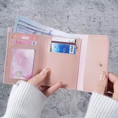 財布 
ピンクの画像