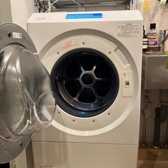 美品　東芝　ザブーン　人気のホワイト　TW-127XP1 2022年購入　　の画像
