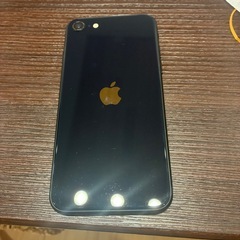 iPhone se 第3世代　128GB 黒の画像