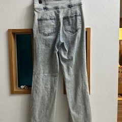 フレアパンツ ジーパン ジーンズ Mサイズの画像