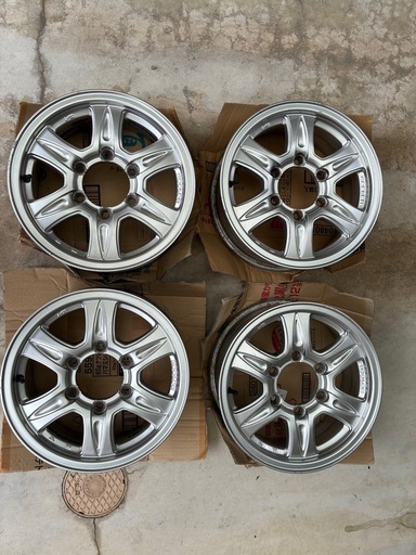 Weds KEELER 15x6.0J +33 PCD 6Hx139.7 200系ハイエース