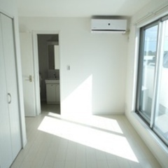 【未経験者歓迎】【月給30万、40万、50万…成長可能】未経験から解体現場の職人へ 神奈川県横浜市金沢区(福浦)作業員の画像