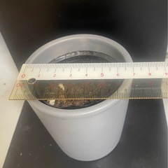 植木鉢と土の画像