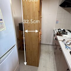 茶色木製食器棚　昭和レトロの画像