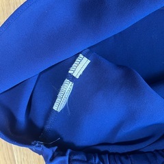 【鮮やか】ブラウス Mサイズ ブルー 青 きれいめ オフィスの画像