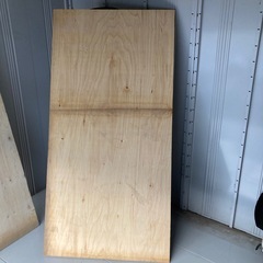 構造用合板　２枚の画像