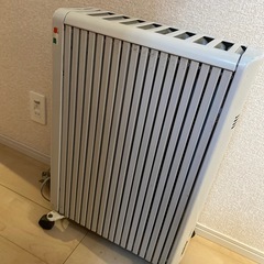 DeLonghi デロンギ　オイルヒーター 071221TEC
