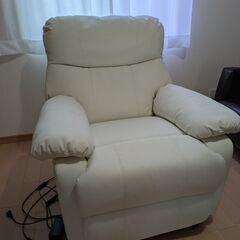 ネイルチェア　まつエクチェアの画像