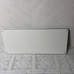 Magic Keyboard with touch ID Apple Lightning充電の画像