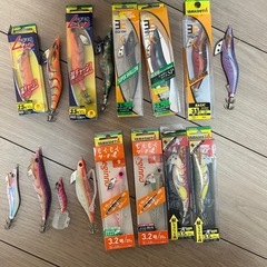 エギ多数とタックルボックス　の画像