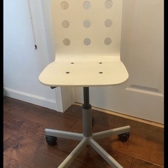 IKEA 子供用チェアー
の画像