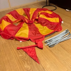 子供のテントの画像