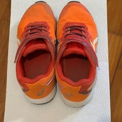 asicsシューズ21.5cmの画像