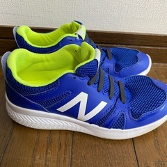 ニューバランス　KJ570BYY 20.0cmの画像